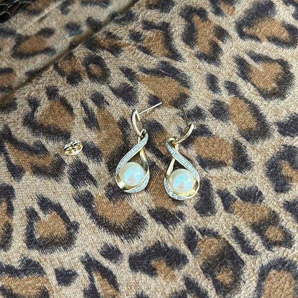 Honora 14KT Gold Freshwater Pearl & Diamond Earrings - Picture 3 of 7